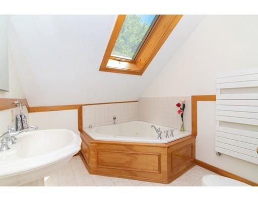 883 Salem End Road Framingham, MA 01702 - Photo 32 of 39