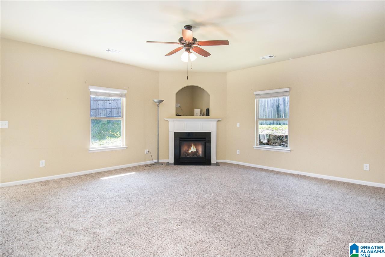 186 Oakwell Street Calera, AL 35040 - Photo 8 of 28