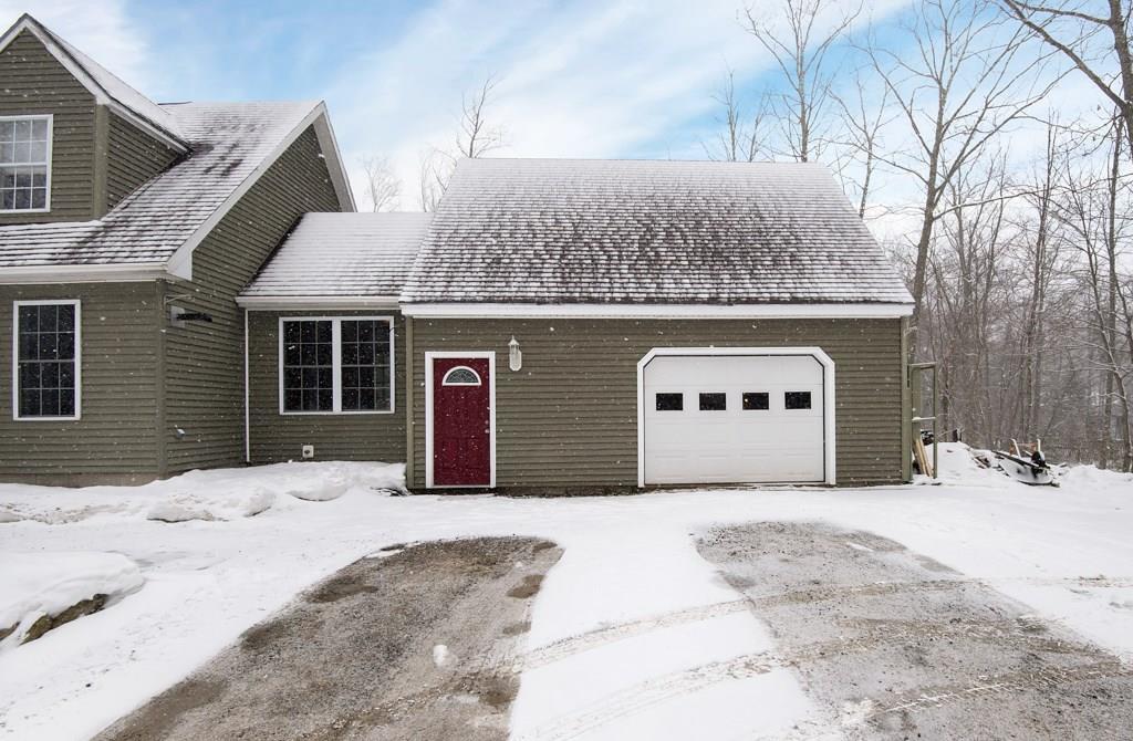 965 Barnestown Road Hope, ME 04847 - Photo 3 of 34 Breezeway & garage