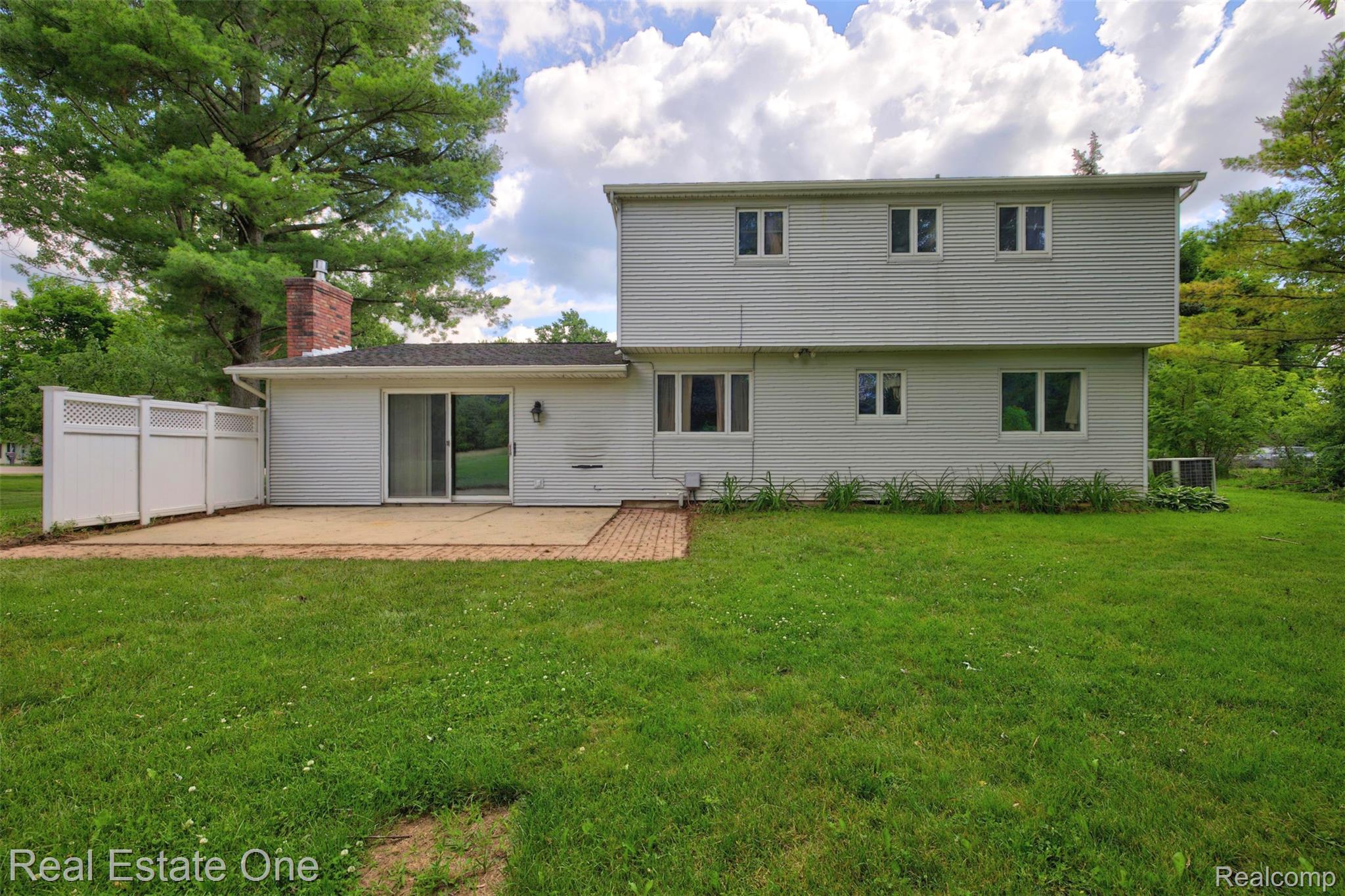 10379 Hegel Road Goodrich, MI 48438 - Photo 66 of 70 70) Back of House.jpg