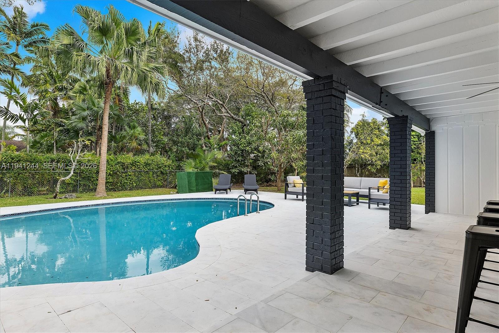 10361 Southwest 119th Street Miami, FL 33176 - Photo 27 of 38 a view of a outdoor space