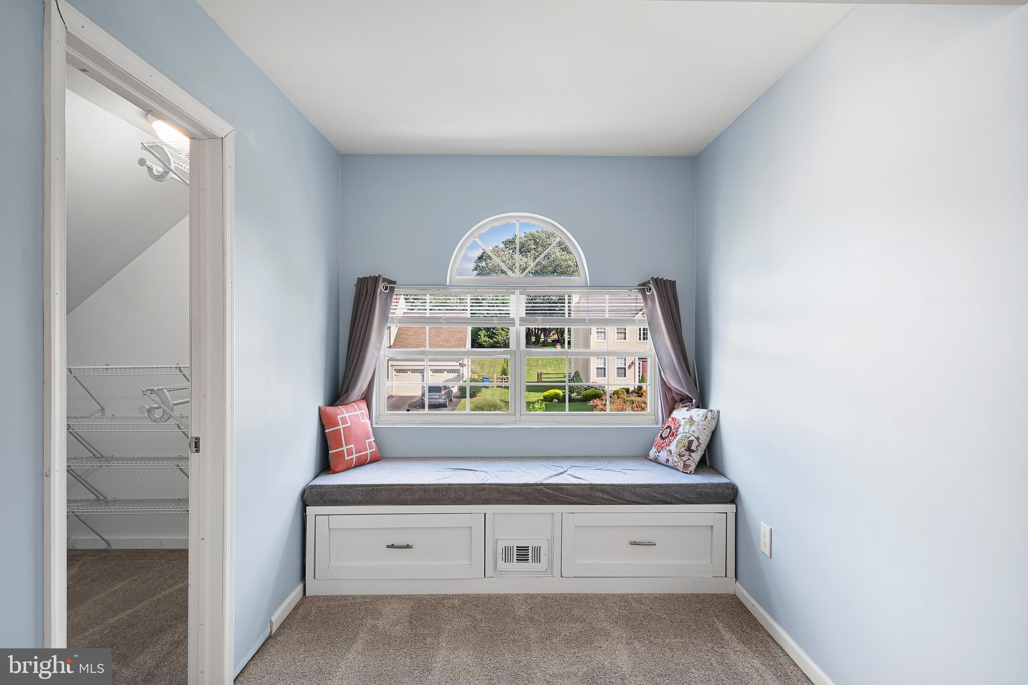 41 Emerald Ridge Drive Bear, DE 19701 - Photo 16 of 38 Dressing area and second walk in closet