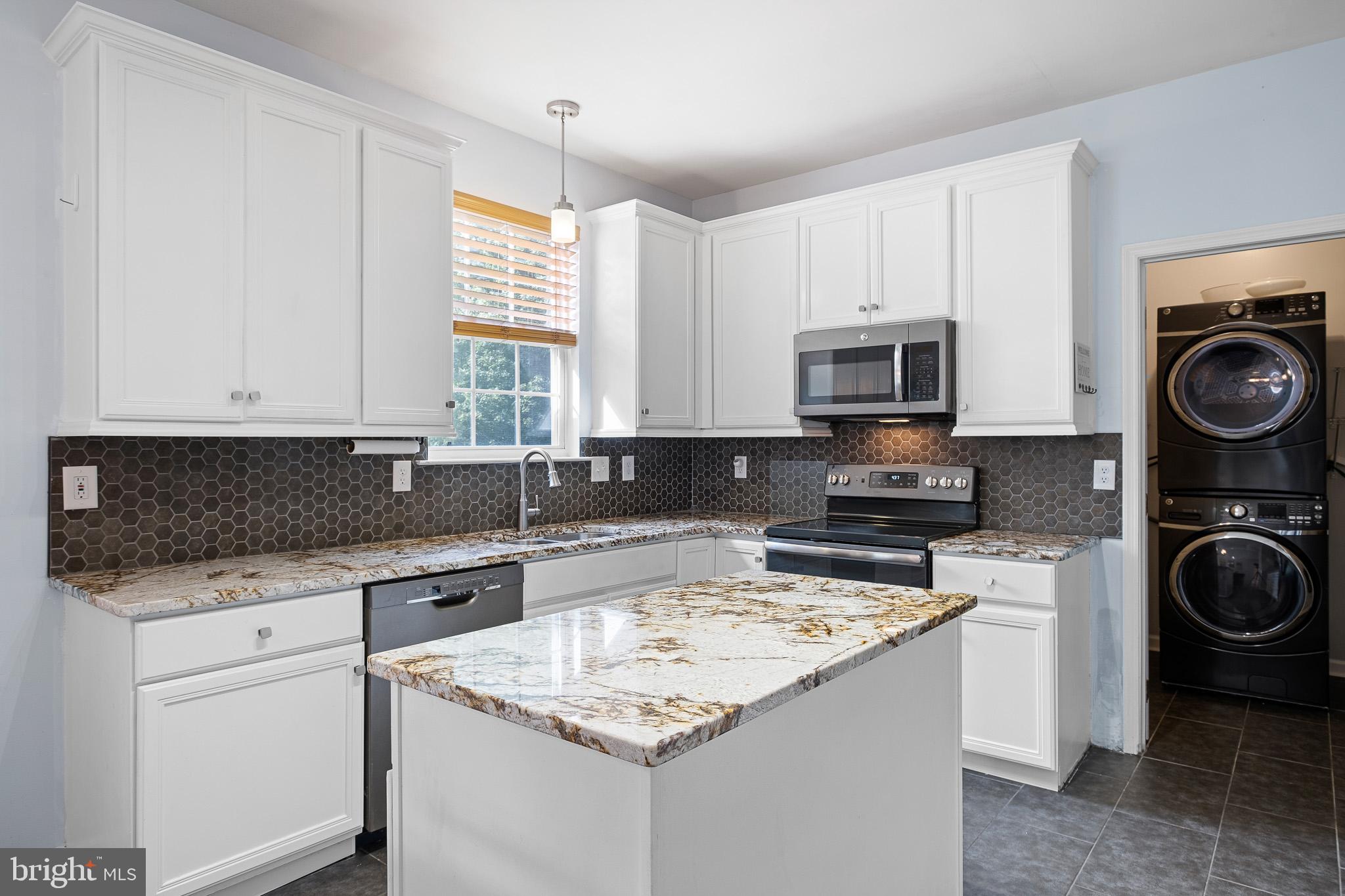 41 Emerald Ridge Drive Bear, DE 19701 - Photo 8 of 38 Kitchen