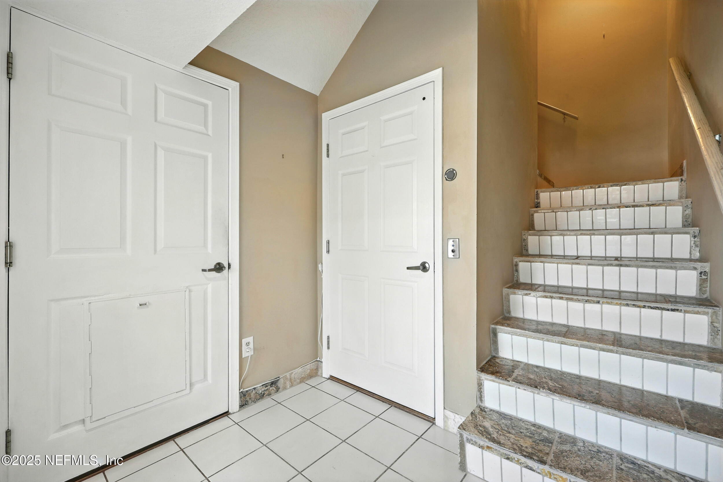 3331 Lighthouse Point Lane Jacksonville, FL 32250 - Photo 4 of 63 a view of an empty room