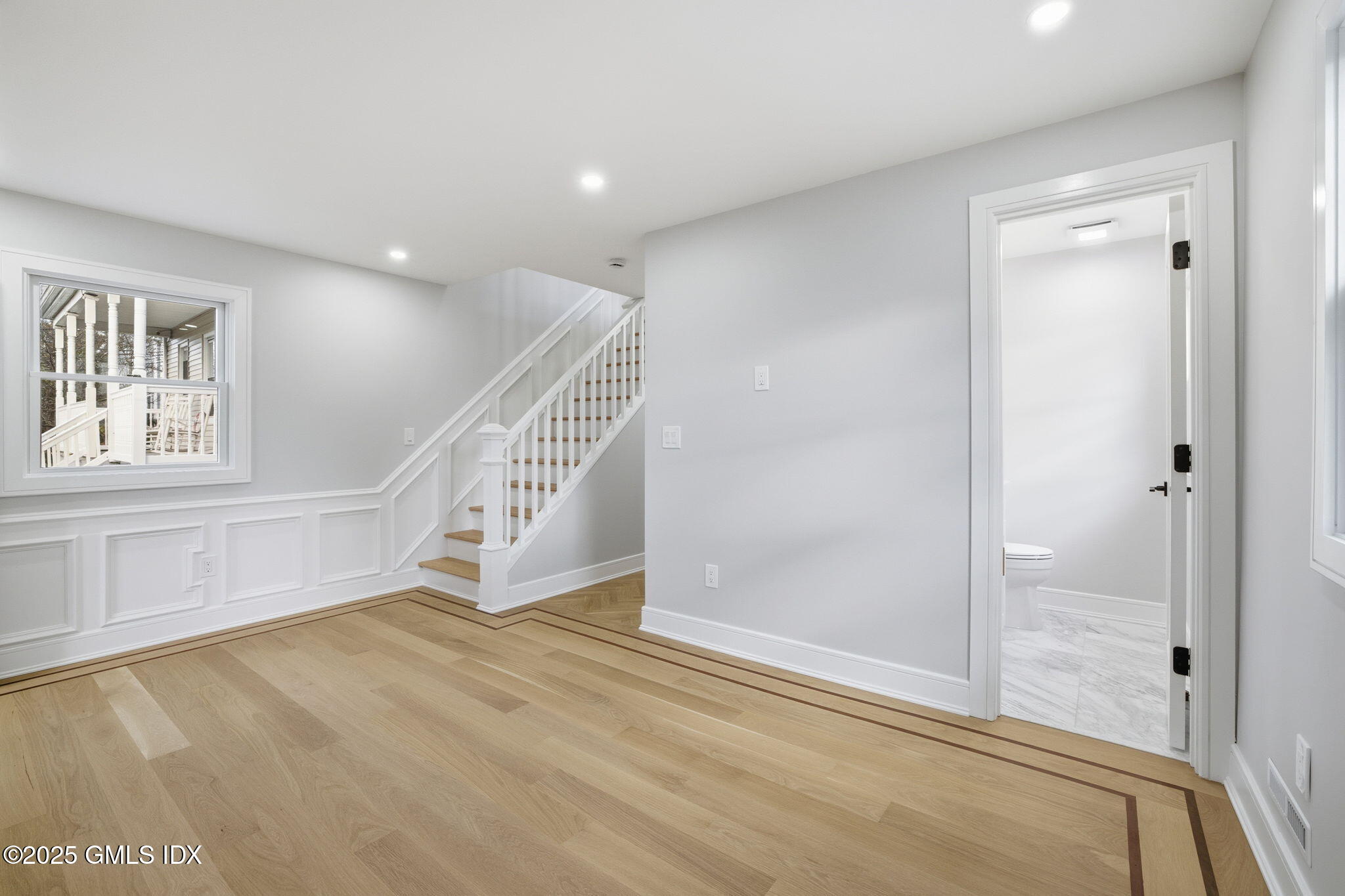 131 Henry Street Greenwich, CT 06830 - Photo 8 of 29 29-web-or-mls-131 henry st-21