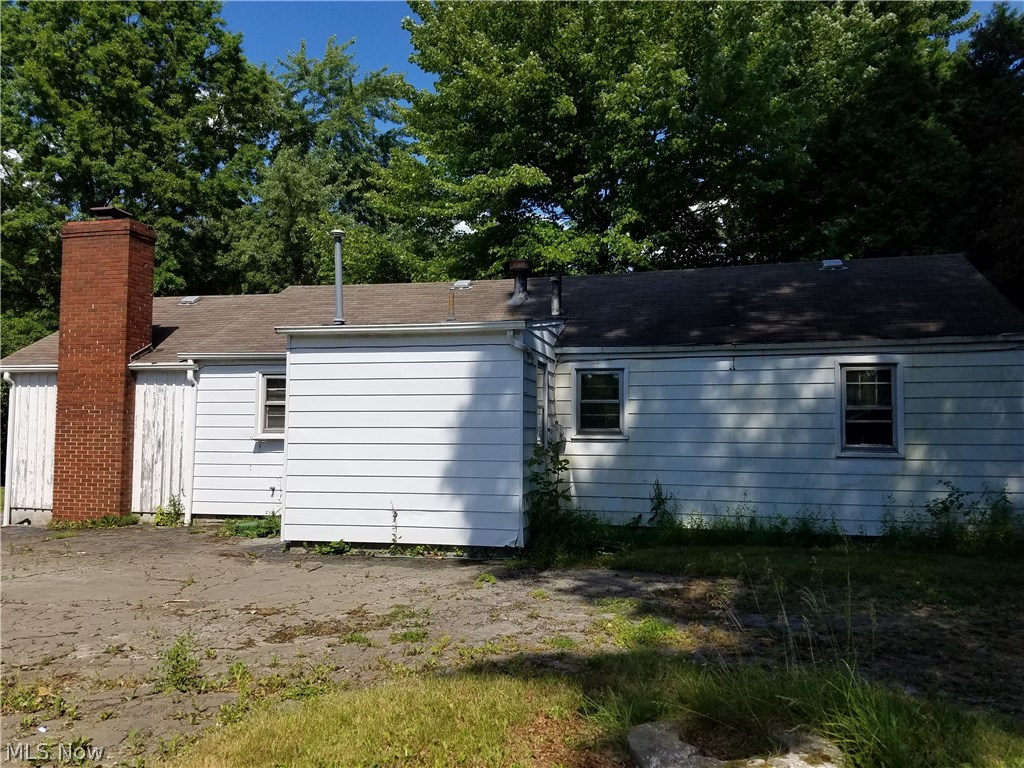 4568 Messerly Road Canfield, OH 44406 - Photo 2 of 12 Gallery Image 2