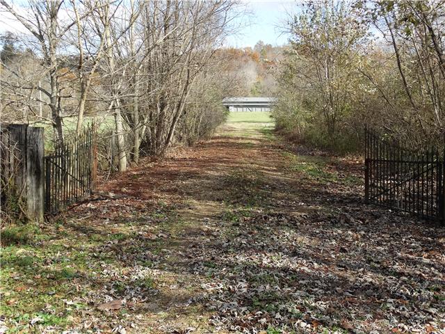 1400 George Boyd Road Ashland City, TN 37015 - Photo 13 of 20 Decorative Iron Gates