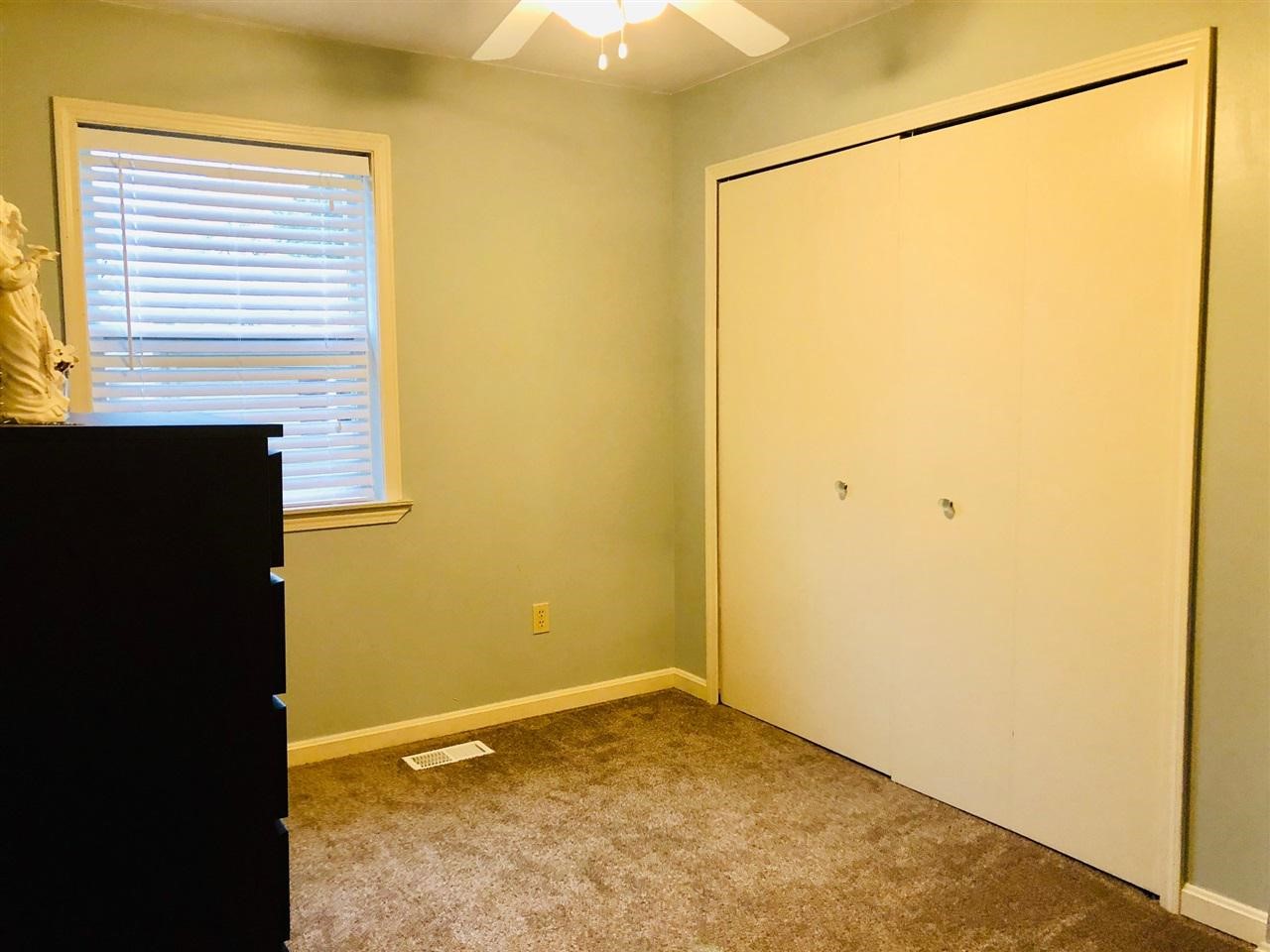 4218 North Belsay Road Flint, MI 48506 - Photo 14 of 34 21513826-13.JPG