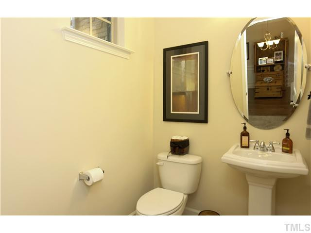 2327 Lowden Street Raleigh, NC 27608 - Photo 14 of 25 Photo 14
