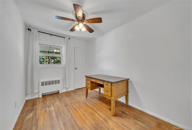 $4,000 | 102 Lafayette Street, Copiague, NY 11726