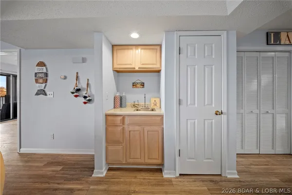 $325,000 | 138 Falls Point Drive, Unit 2A, Lake Ozark, MO 65049