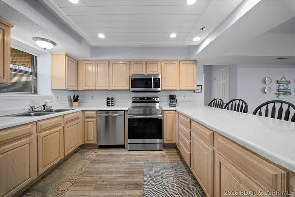 $325,000 | 138 Falls Point Drive, Unit 2A, Lake Ozark, MO 65049