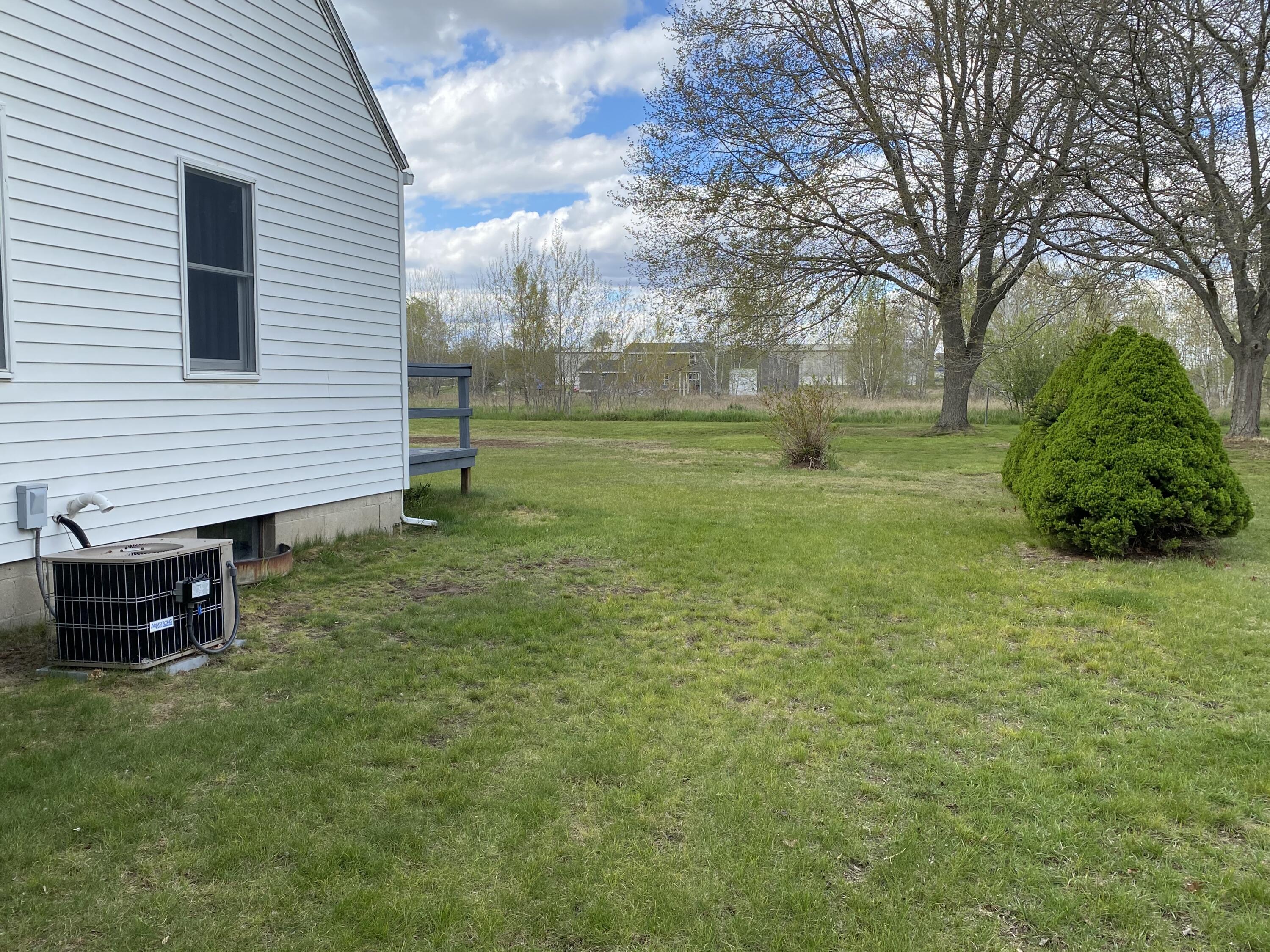 838 Harrison Street Belding, MI 48809 - Photo 20 of 20 side