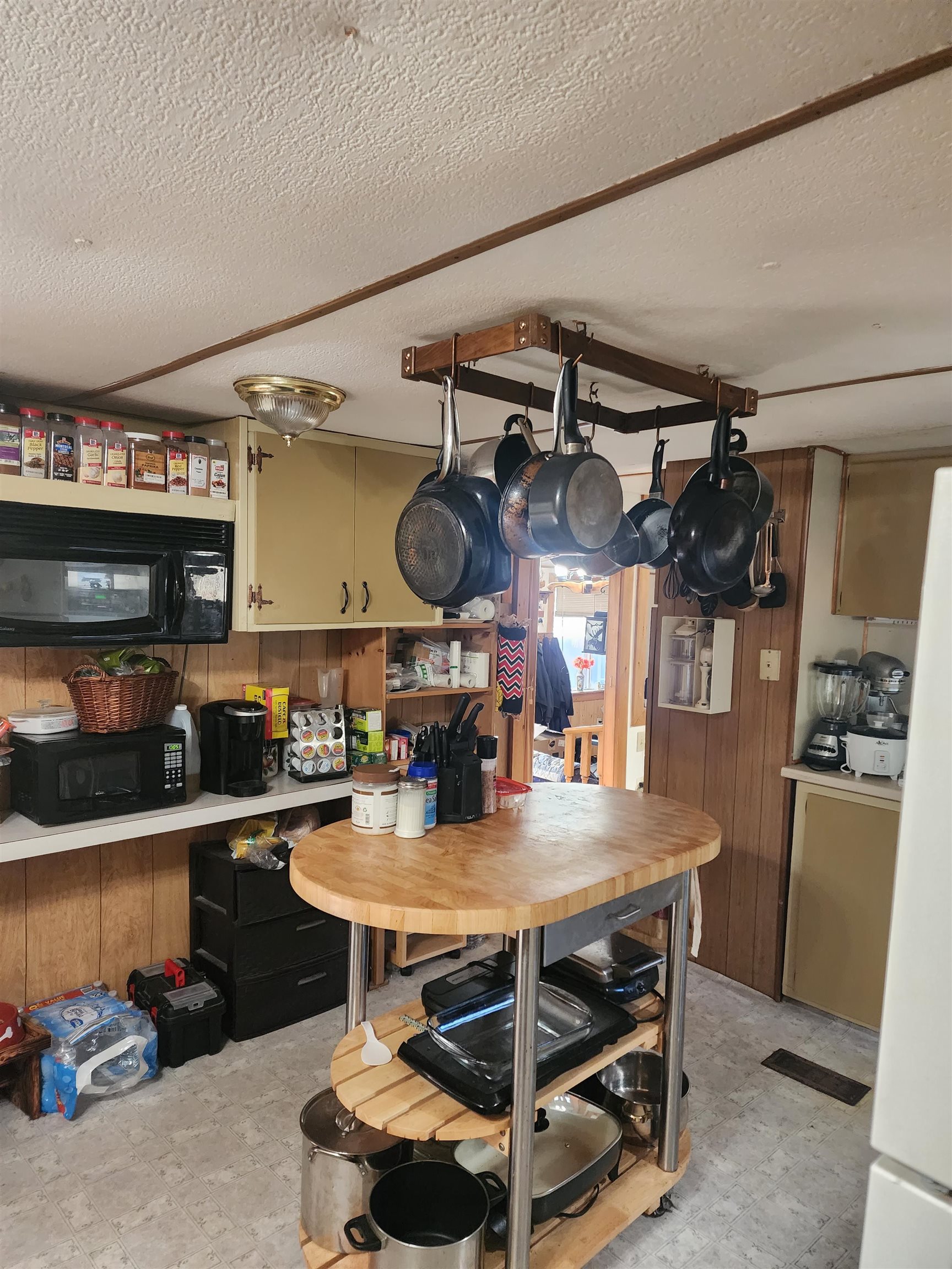 311 Lennon Road Carroll, NH 03598 - Photo 8 of 27 Gallery Image 8