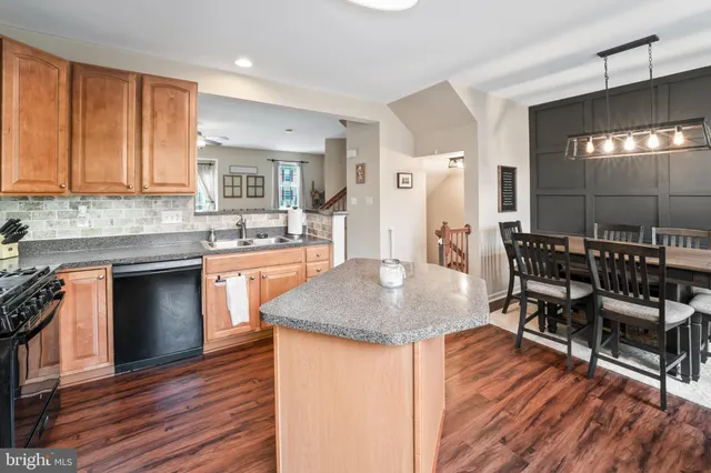 $3,050 | 139 South Avenue, Swedesboro, NJ 08085