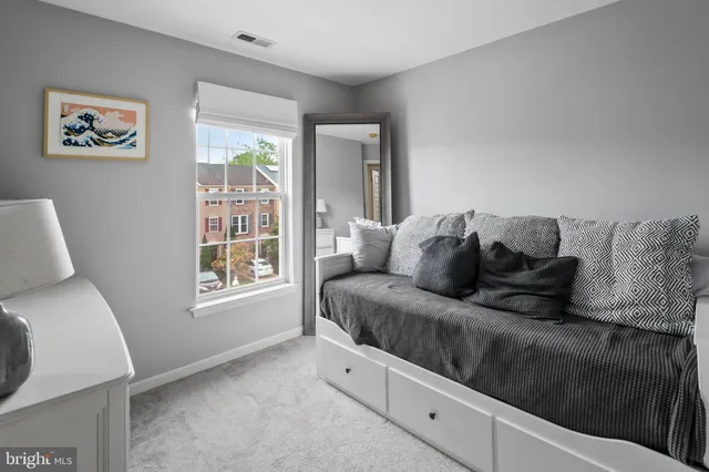 $3,050 | 139 South Avenue, Swedesboro, NJ 08085