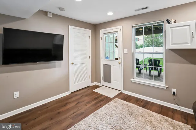 $3,050 | 139 South Avenue, Swedesboro, NJ 08085