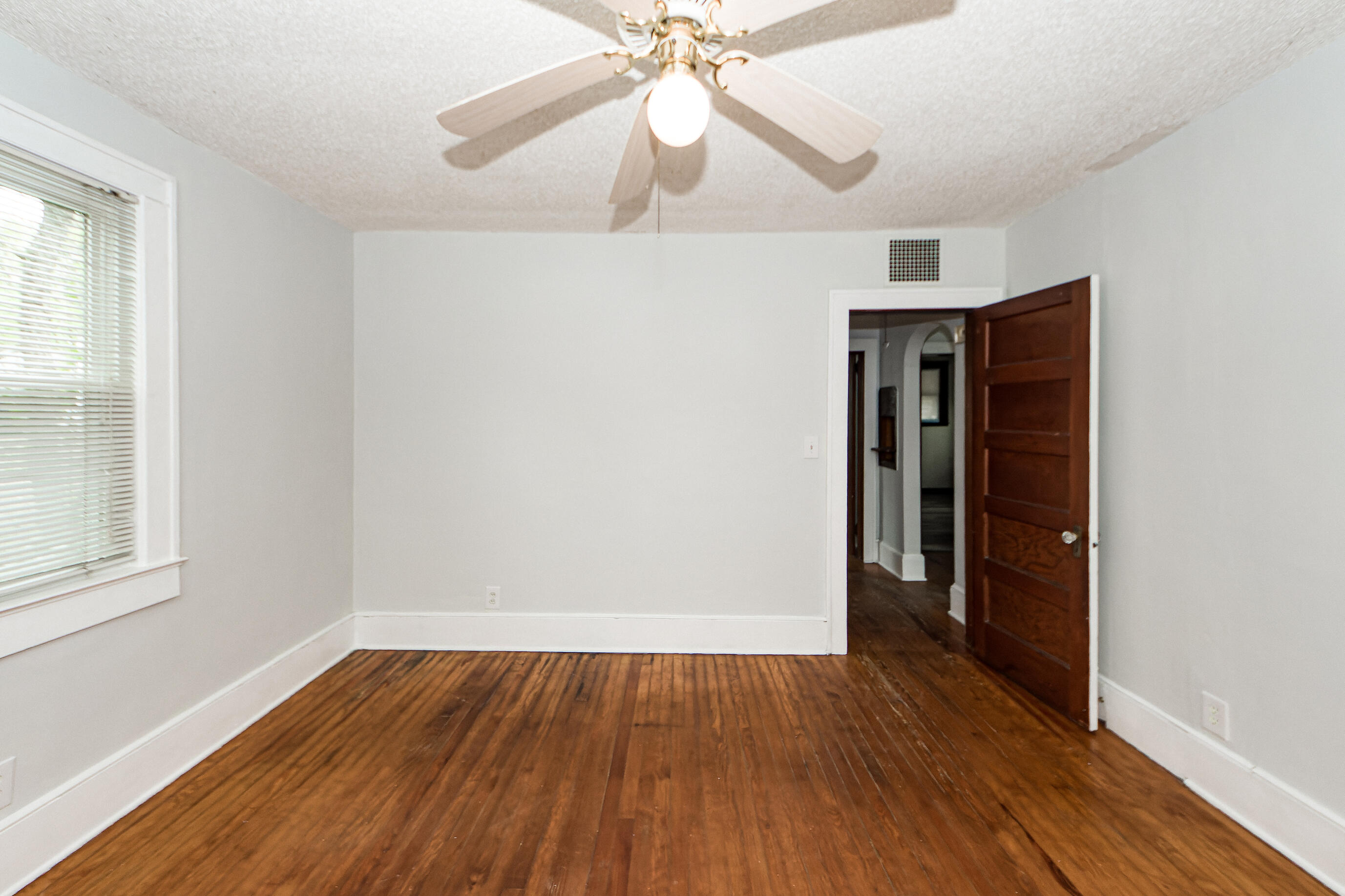 249 Woodland Shores Road Charleston, SC 29412 - Photo 14 of 27 20