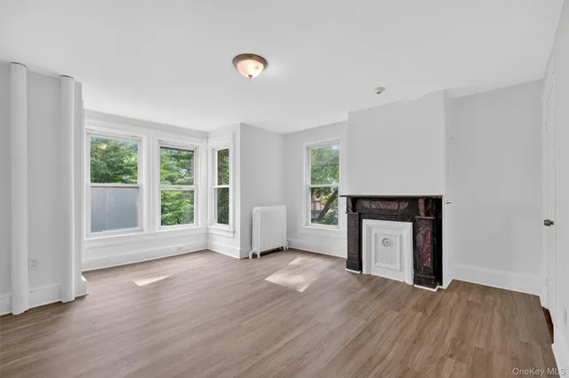 $2,500 | 34 Market Street, Unit 2, Ellenville, NY 12428