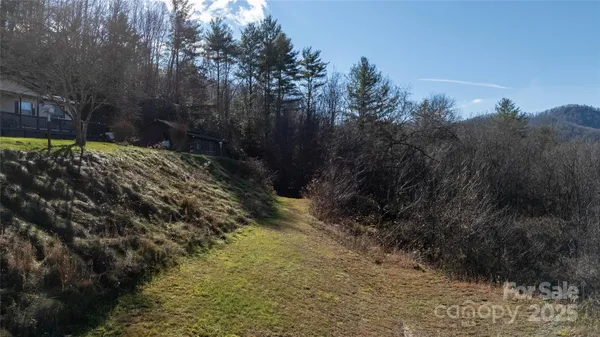 $199,000 | 116 Welzie Atkins Drive, Spruce Pine, NC 28777