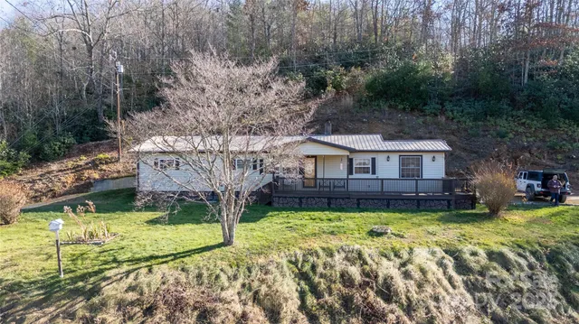 $205,000 | 116 Welzie Atkins Drive, Spruce Pine, NC 28777