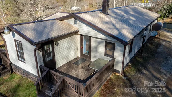 $199,000 | 116 Welzie Atkins Drive, Spruce Pine, NC 28777
