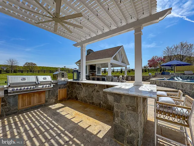 $2,149,000 | 15097 Barlow Drive, Waterford, VA 20197