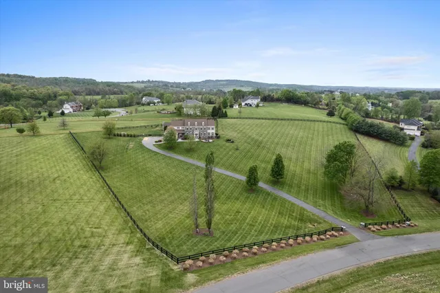 $2,149,000 | 15097 Barlow Drive, Waterford, VA 20197