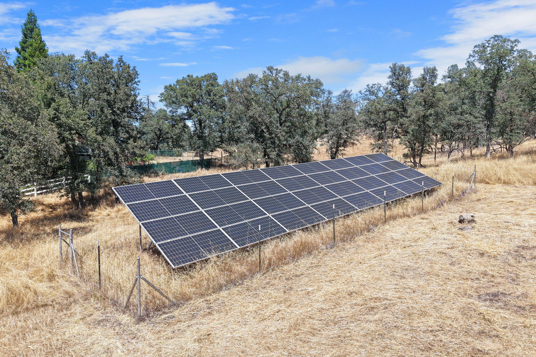 10753 French Creek Road Palo Cedro, CA 96073 - Photo 34 of 60 Solar Panels