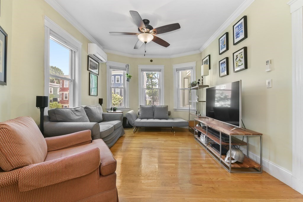 81 Montebello Road, Unit 1 Boston, MA 02130 - Photo 5 of 20