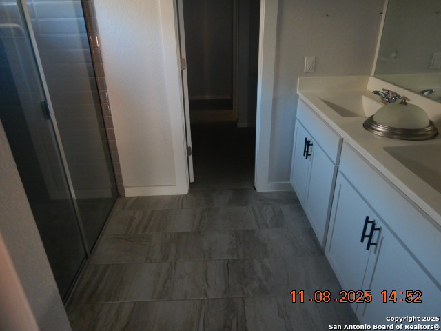 10639 Francisco Way Converse, TX 78109 - Photo 6 of 16 a view of a sink and storage