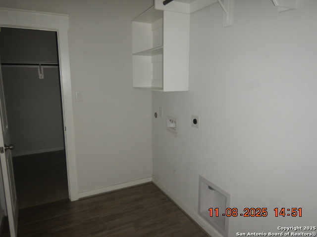 10639 Francisco Way Converse, TX 78109 - Photo 7 of 16 wooden floor in an empty room