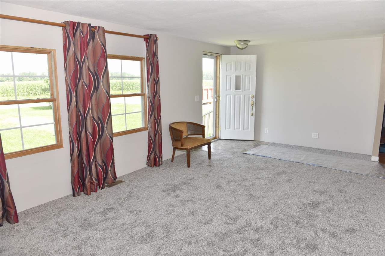 2209 South Nine Mile Road Kawkawlin, MI 48631 - Photo 11 of 27