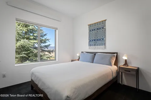 $449,000 | 47 Cedron Road, Unit 5, Victor, ID 83455