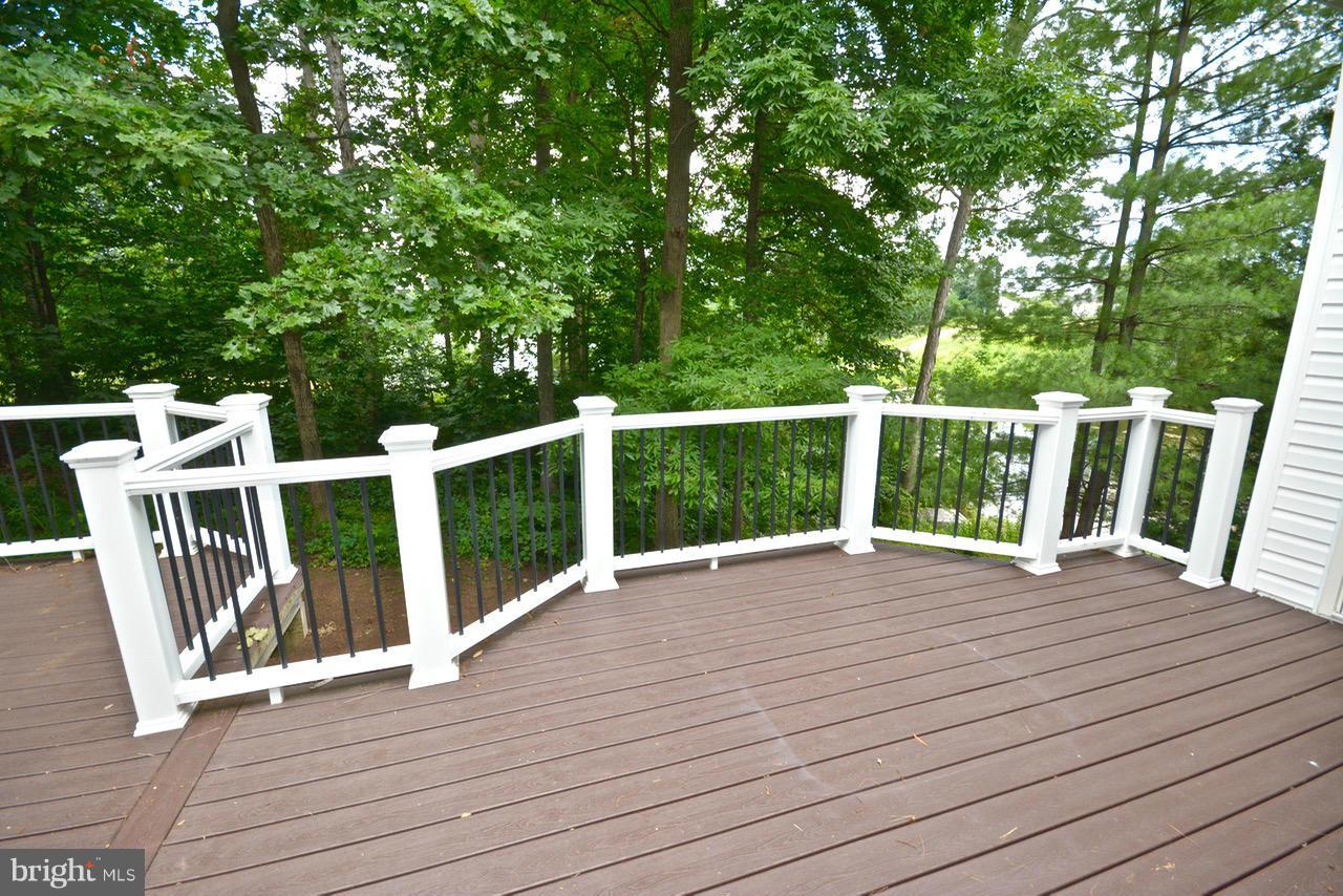 14468 Clubhouse Road Gainesville, VA 20155 - Photo 2 of 30 a view of balcony with deck and yard