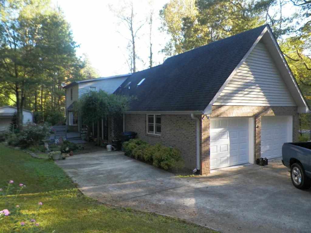 100 Carlton Court Anderson, SC 29621 - Photo 2 of 18