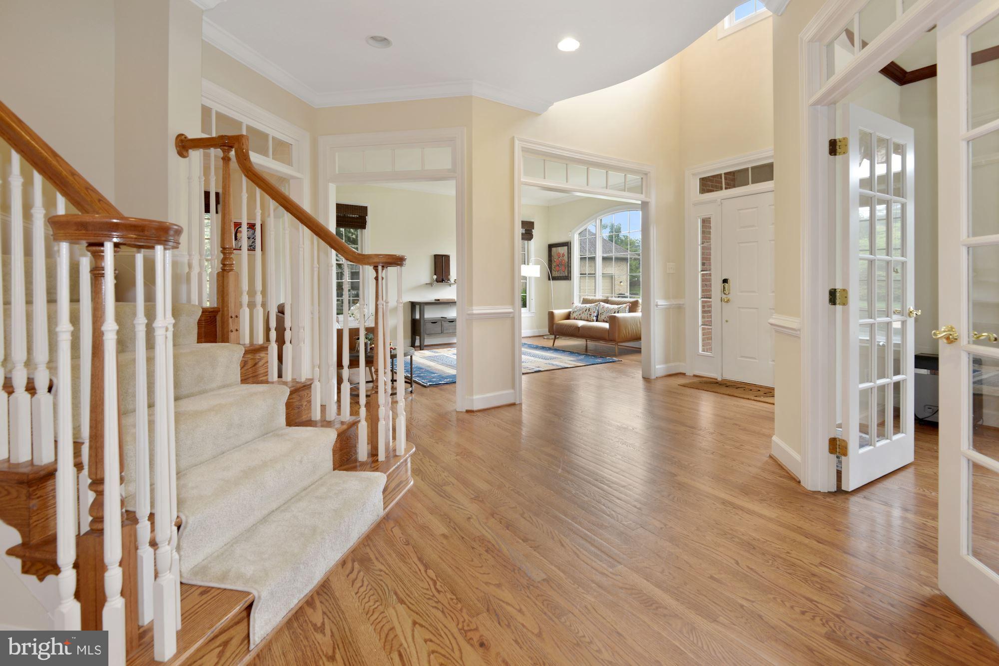 1406 Stanbridge Place Vienna, VA 22182 - Photo 20 of 48 Double staircases to upstairs!