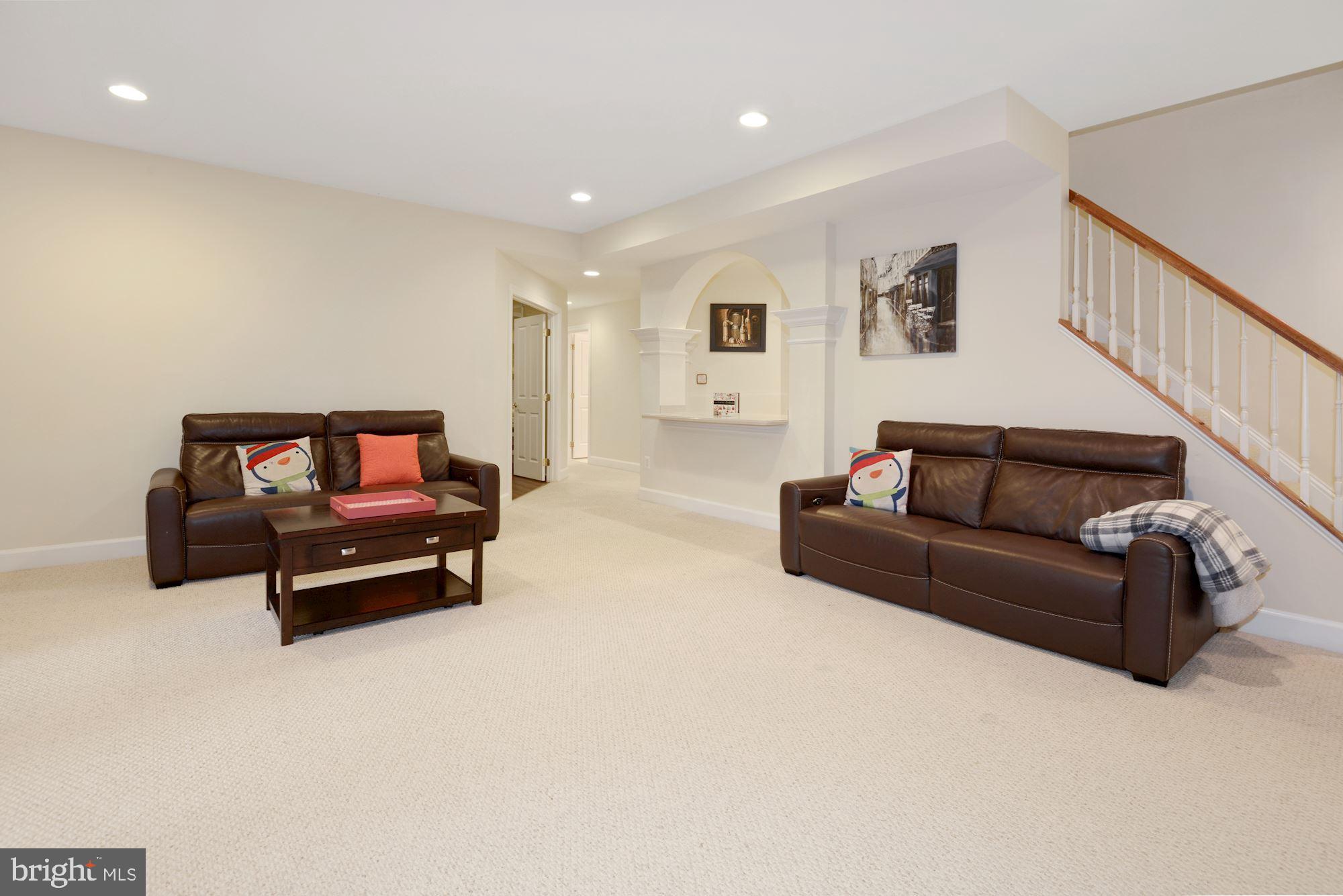 1406 Stanbridge Place Vienna, VA 22182 - Photo 37 of 48 Arched way to wine bar! Lots of choices to host!