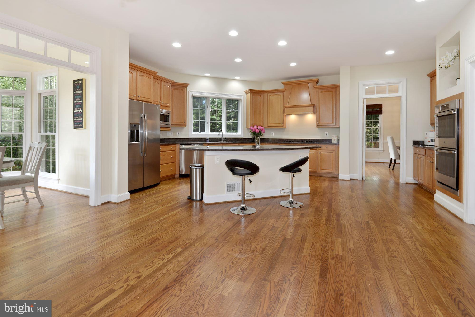 1406 Stanbridge Place Vienna, VA 22182 - Photo 5 of 48 Gourmet kitchen with HUGE island!