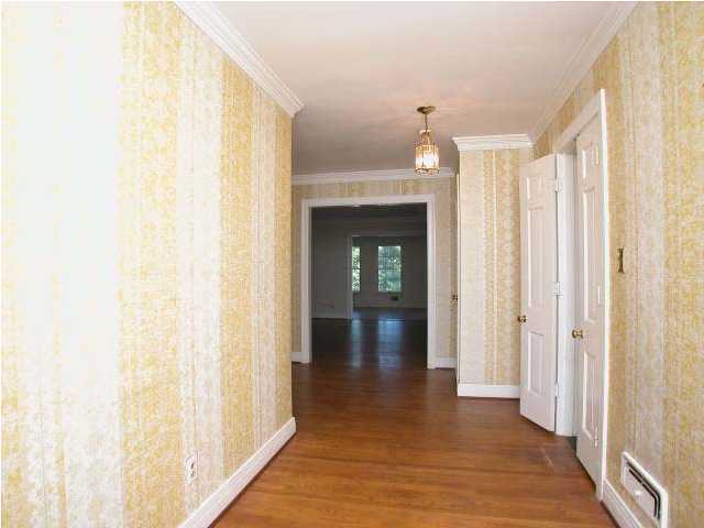 5206 Tomahawk Road Louisville, KY 40207 - Photo 6 of 20 Additional Photo