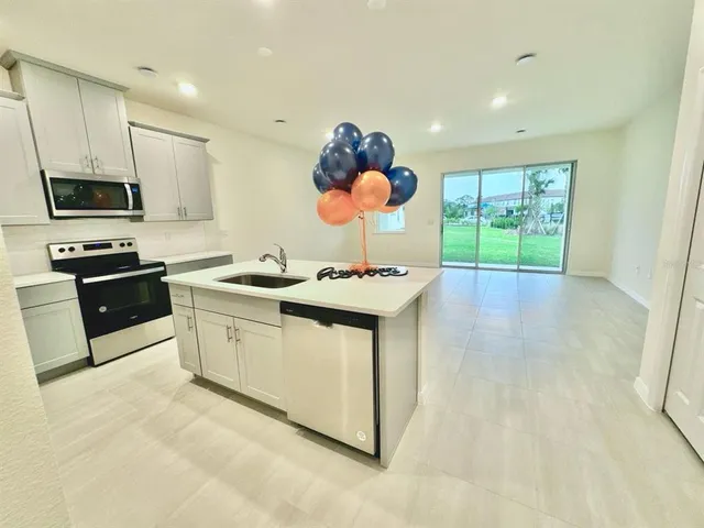 $2,200 | 4554 Small Creek Road, Kissimmee, FL 34744