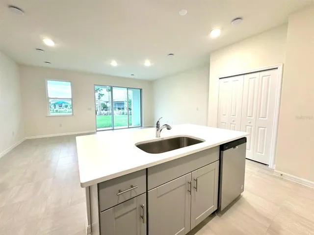 $2,200 | 4554 Small Creek Road, Kissimmee, FL 34744