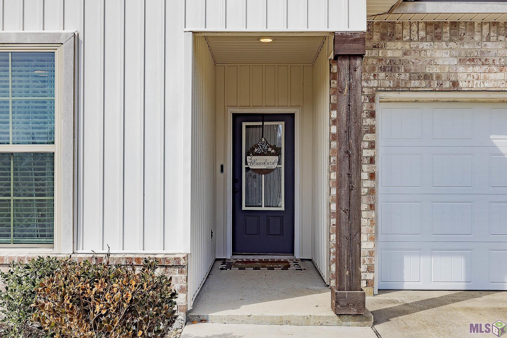 299 Shadow Pointe Road Thibodaux, LA 70301 - Photo 3 of 25 Gallery Image 3
