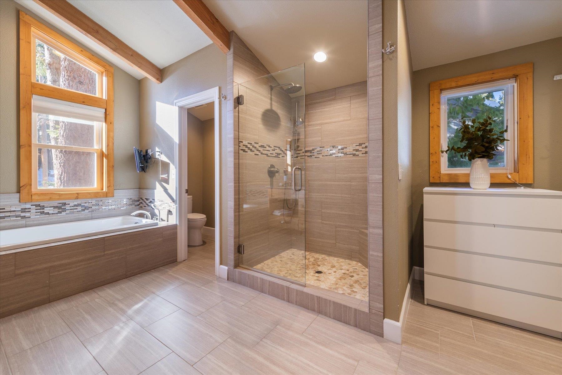 4378 Beaumont Road Carnelian Bay, CA 96140 - Photo 11 of 28 Gallery Image 11
