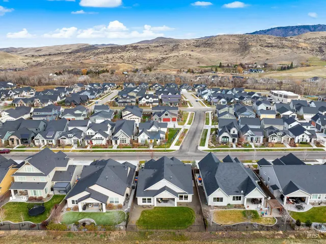 $715,000 | 3203 West Antelope View Drive, Boise, ID 83714