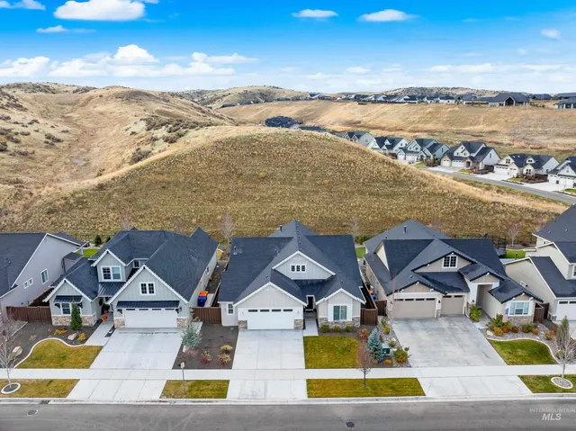 $715,000 | 3203 West Antelope View Drive, Boise, ID 83714
