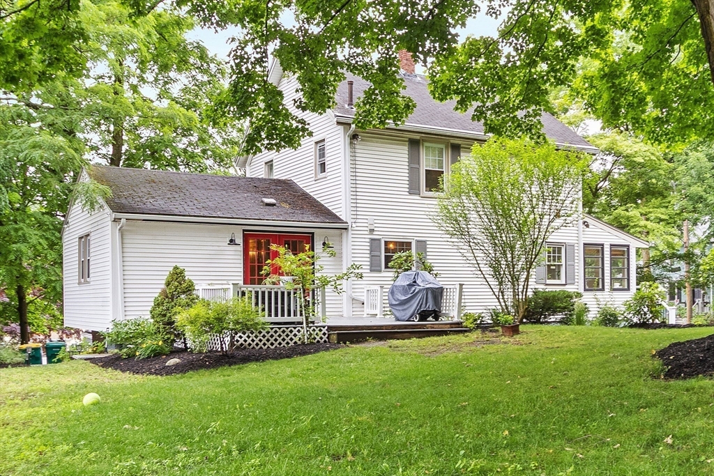 7 Intervale Street Woburn, MA 01801 - Photo 9 of 34