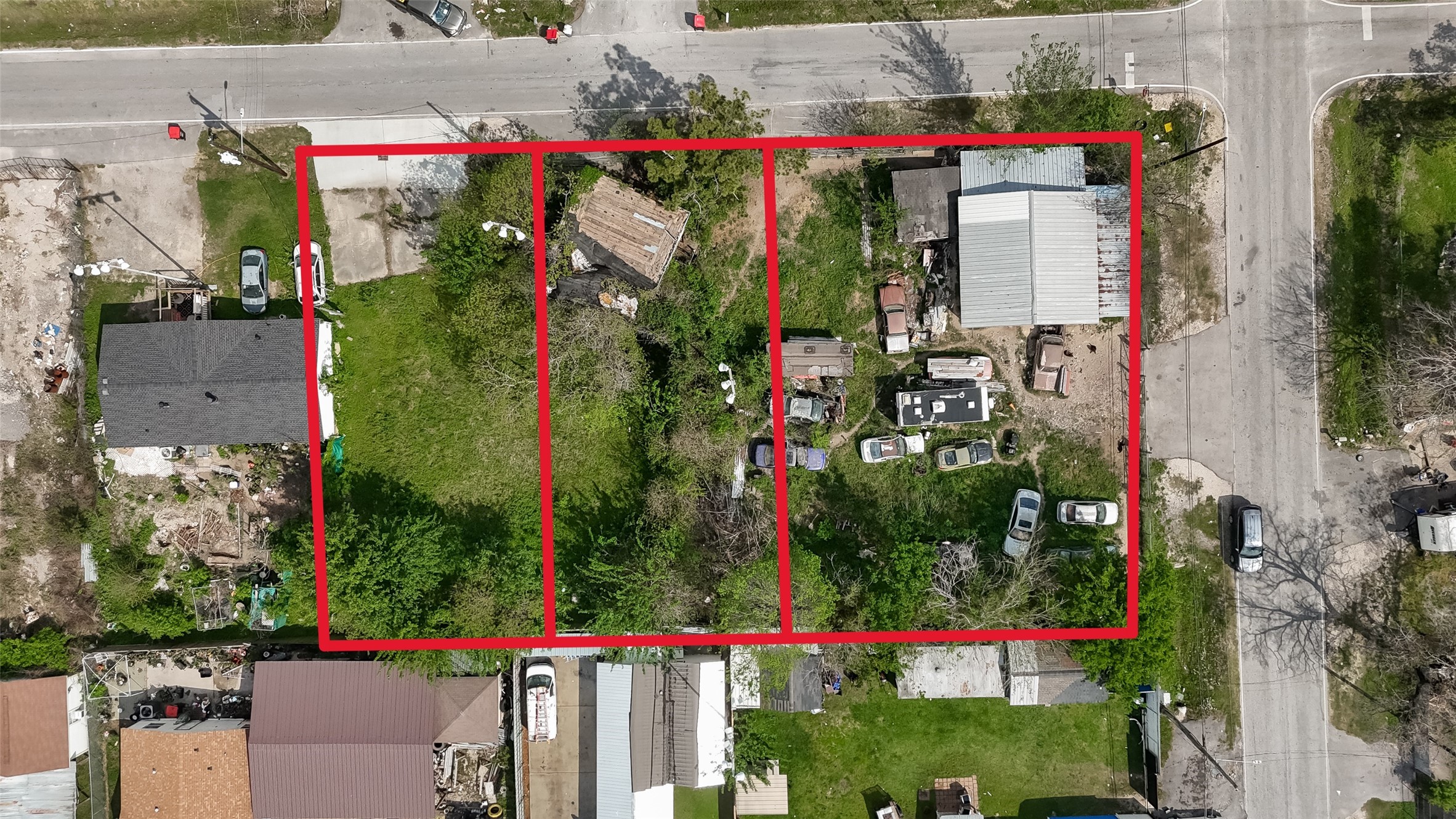 0 Force Street Houston, TX 77015 - Photo 2 of 9 an outdoor space view with plants and flowers