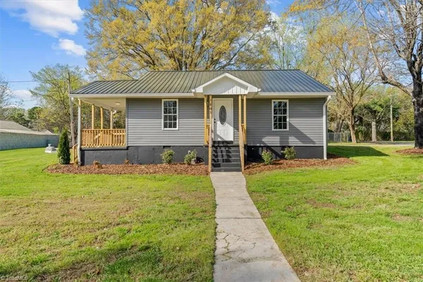 $199,900 | 105 Mendota Avenue, Lexington, NC 27292