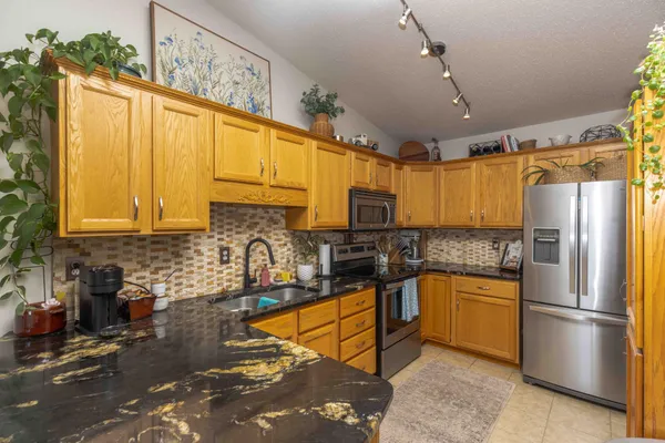 $274,700 | 3004 Dakota Park Circle South, Fargo, ND 58104
